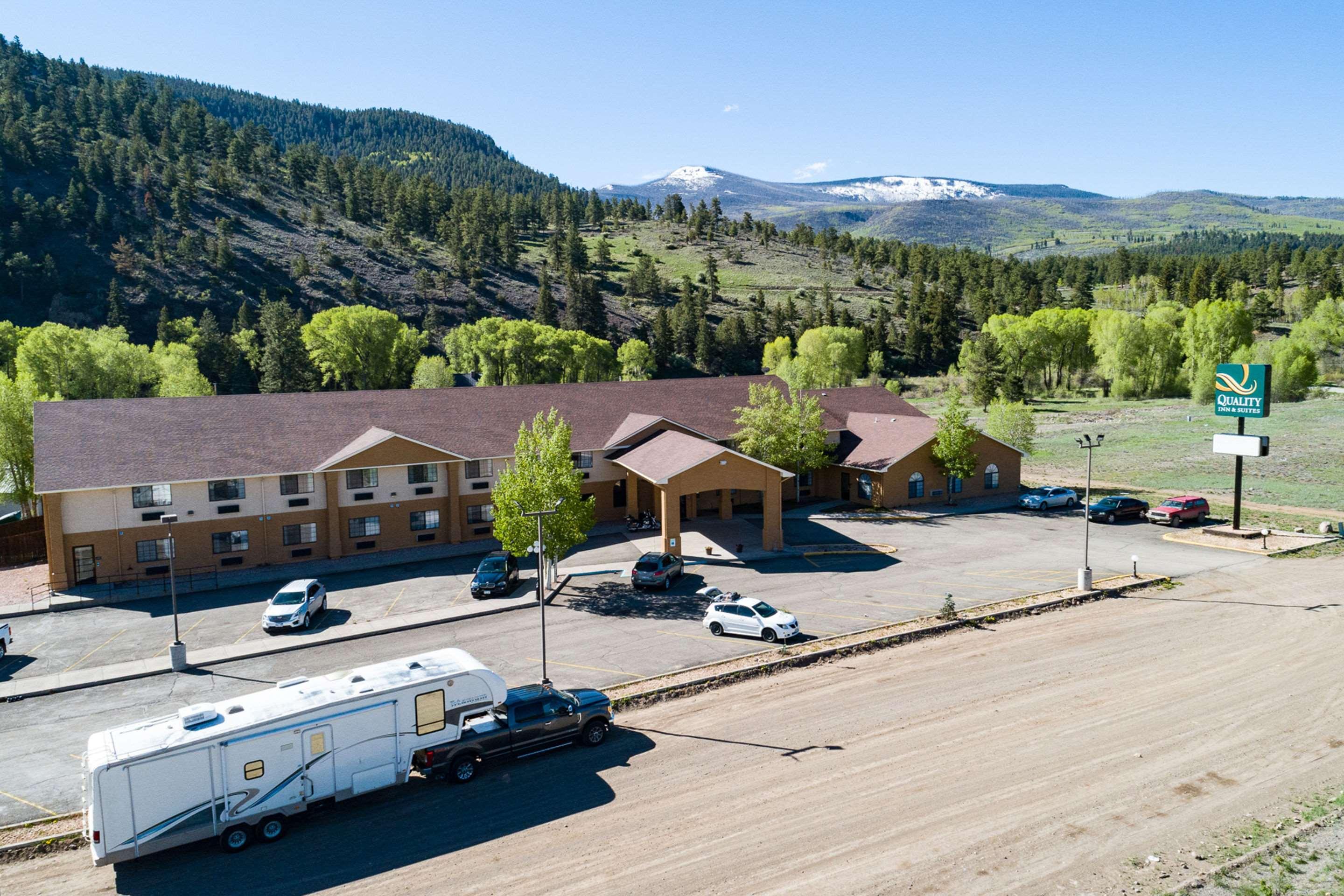 Quality Inn & Suites South Fork Exterior photo